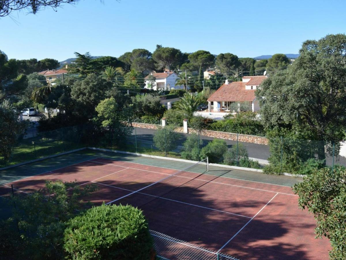 Studio Cabine Avec Piscine, Tennis Et Parking A 400M De La Plage - 4 Couchages, Saint-Aygulf - Fr-1-226A-89 Saint Aygulf Buitenkant foto