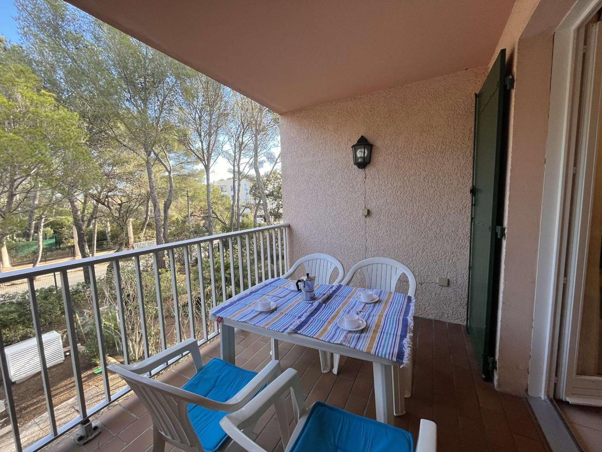 Studio Cabine Avec Piscine, Tennis Et Parking A 400M De La Plage - 4 Couchages, Saint-Aygulf - Fr-1-226A-89 Saint Aygulf Buitenkant foto